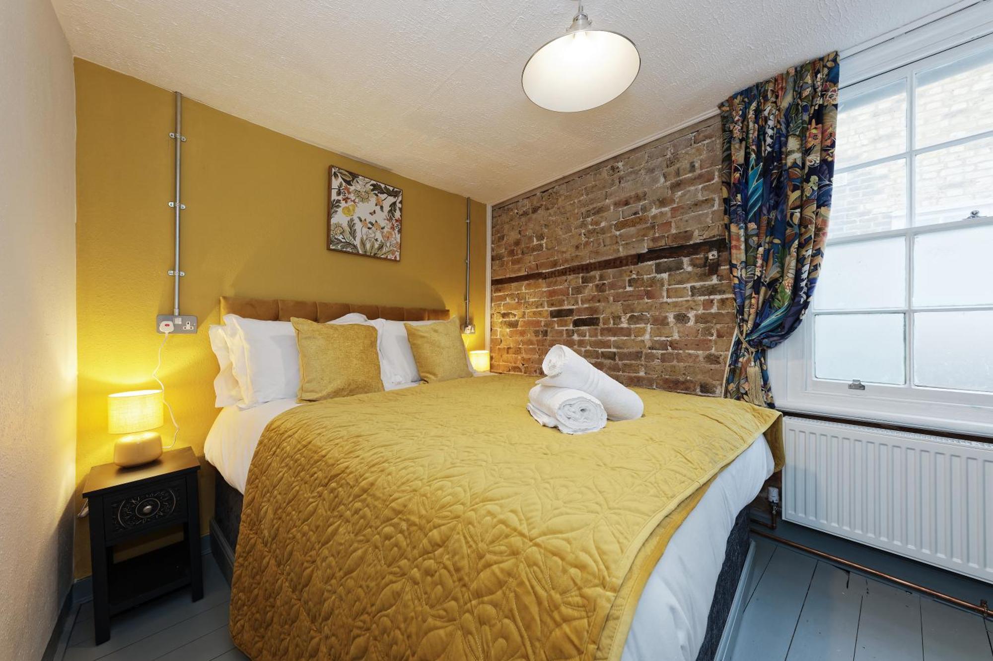 Second Nest Four Bedroom Apartment *
