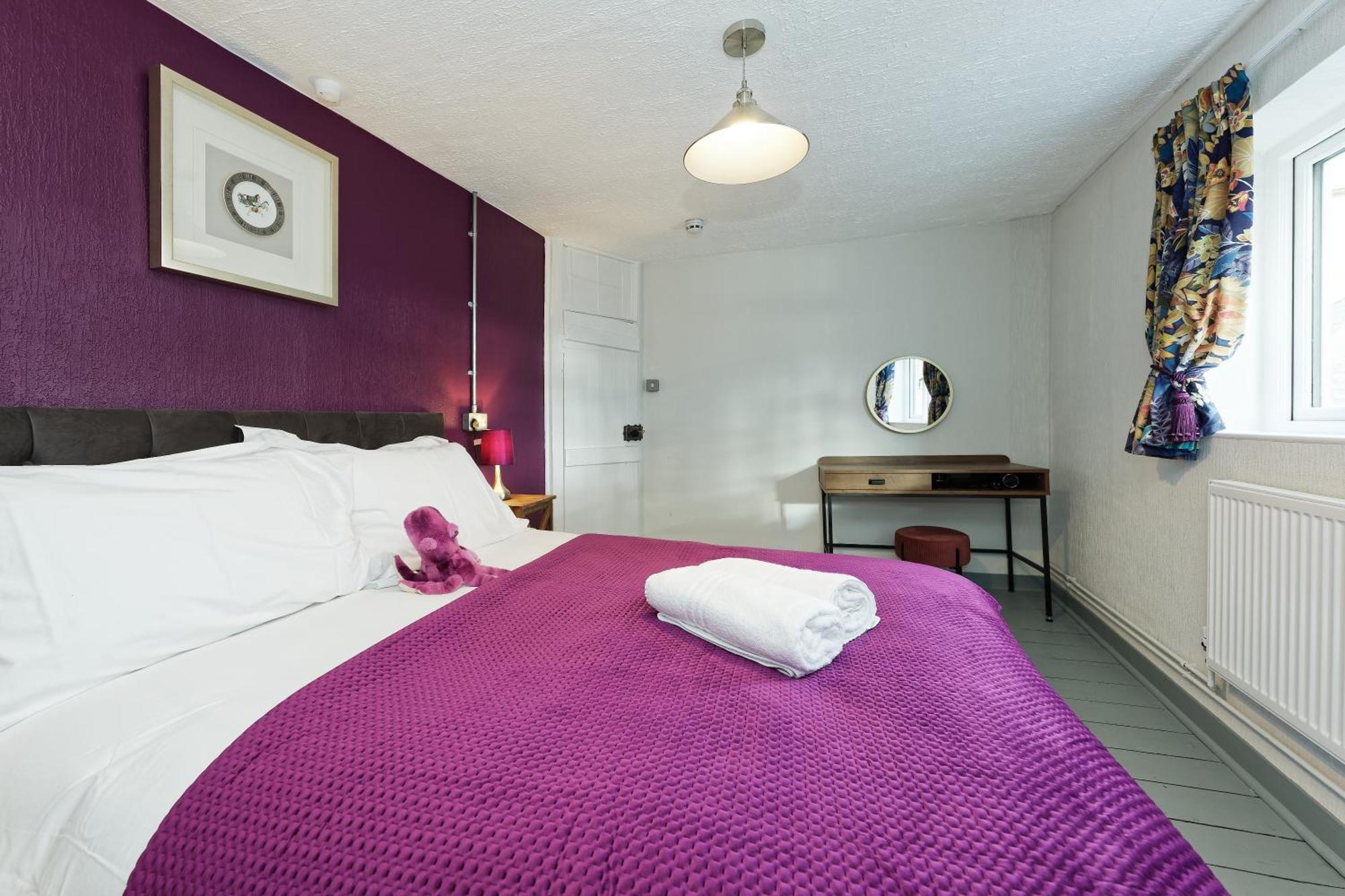 Second Nest Four Bedroom Apartment *